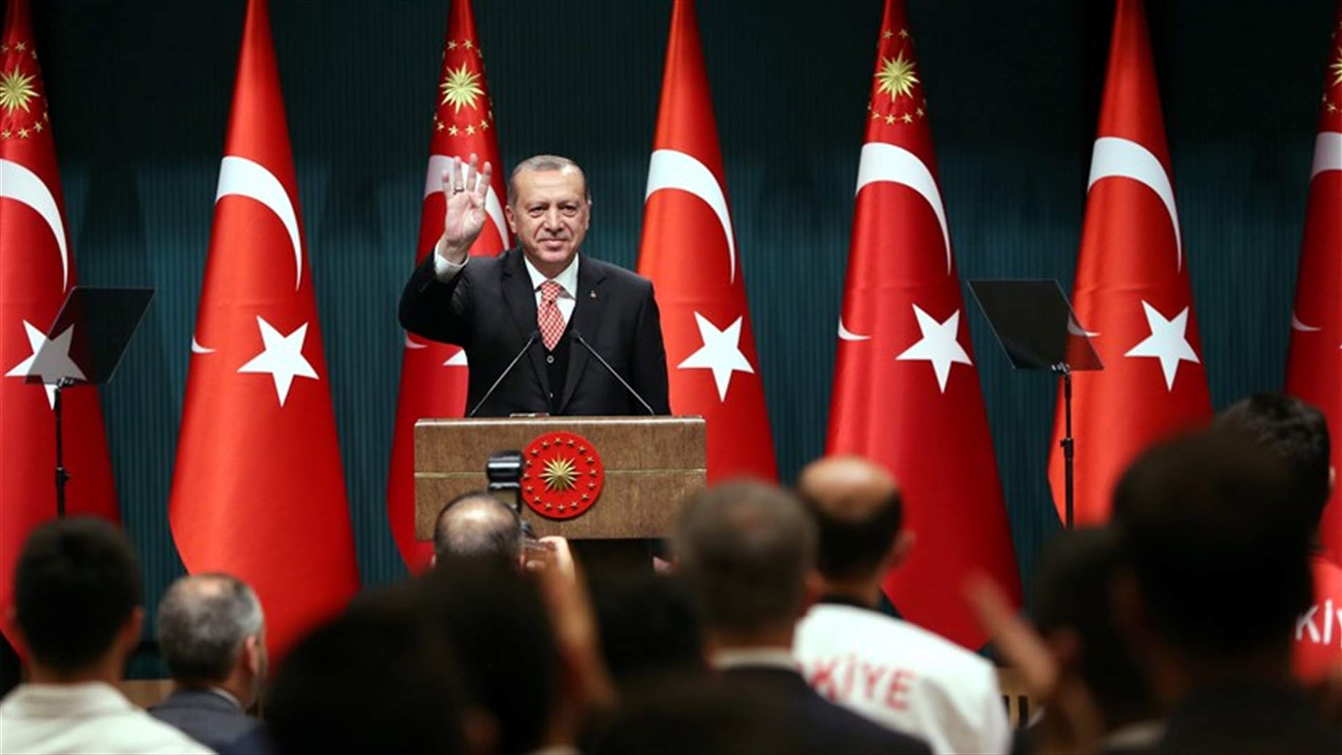 اردوغان يعود الى رئاسة الحزب الحاكم في تركيا