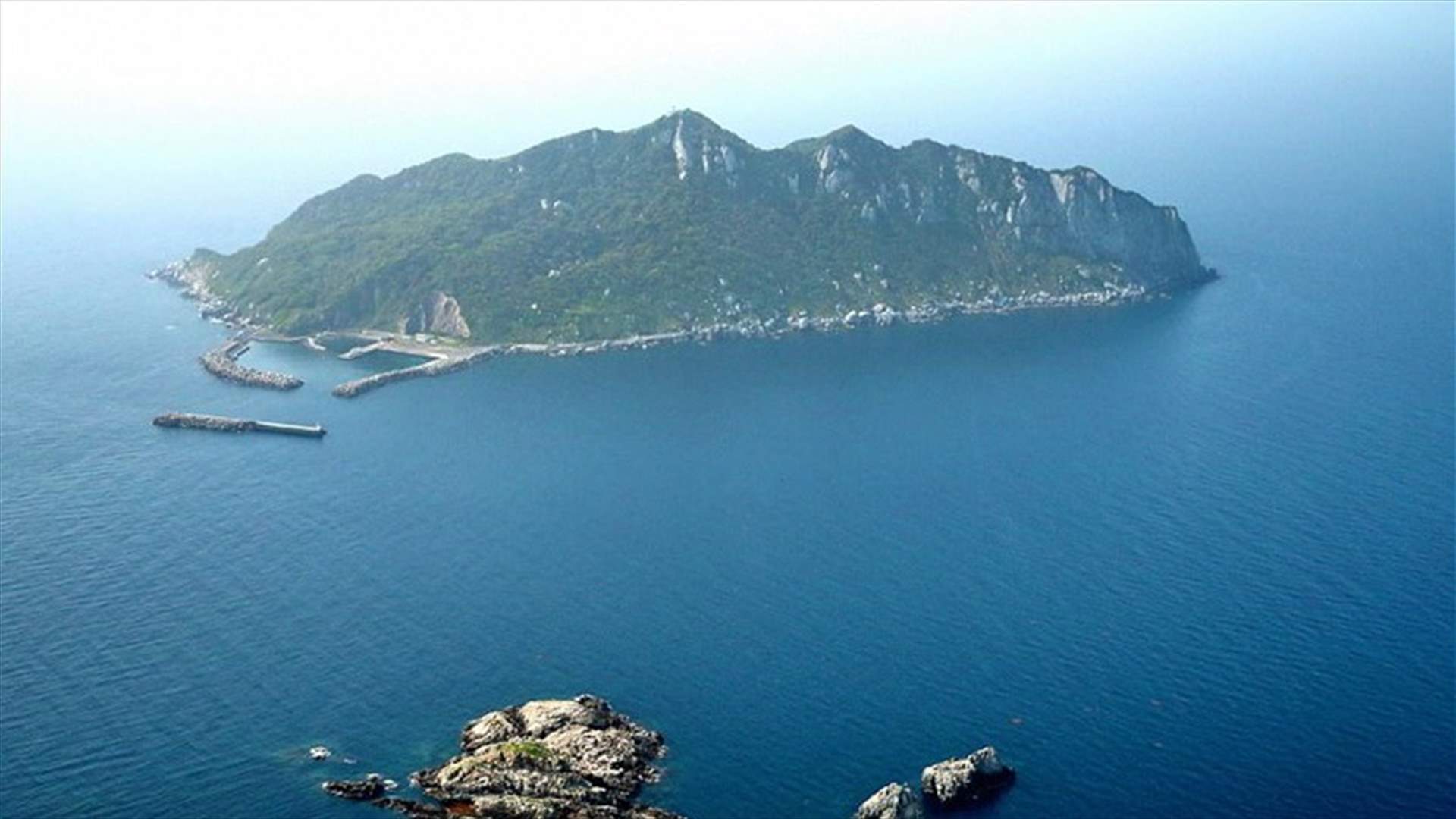 جزيرة مقدّسة للرجال فقط... وهذه هي التدابير الصارمة للدخول إليها!