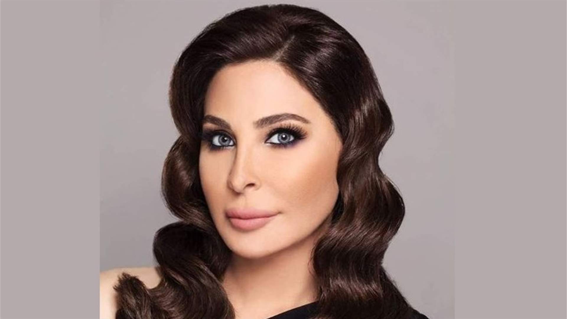 هل تصوم إليسا في رمضان؟