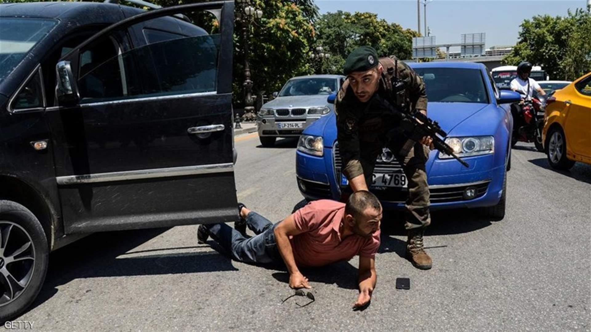 الشرطة التركية تعتقل صحافيا حاول الفرار الى اليونان
