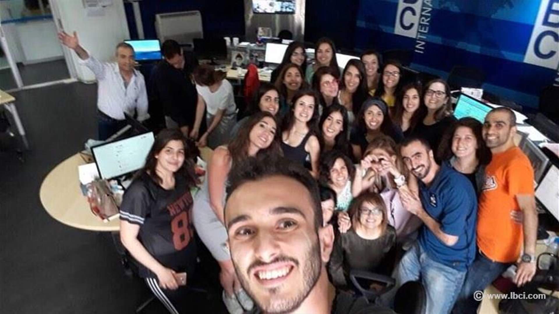 بالفيديو - هكذا ودعّت عائلة الـLBCI دلال أبو حيدر