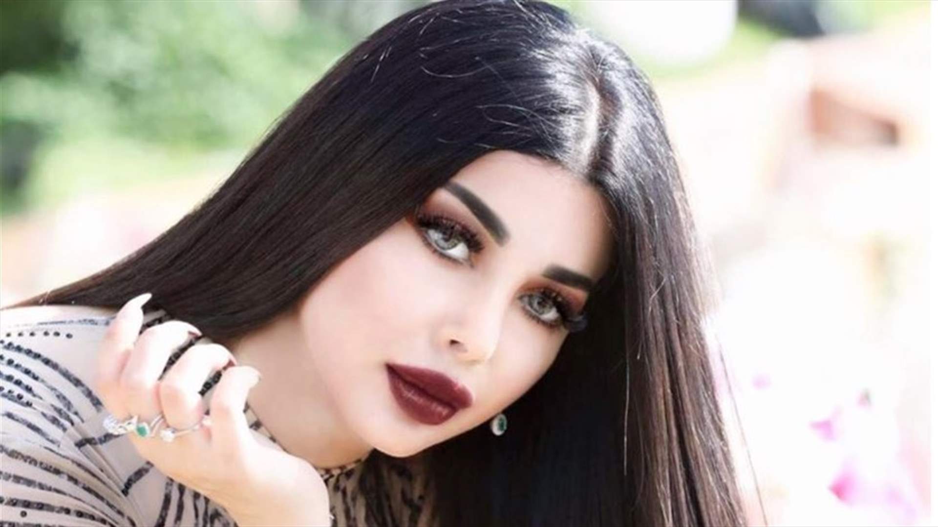 رولا يموت تنشر صورة تثير ضجة... " واصلة الغيرة والتقليد حتى لل collant"