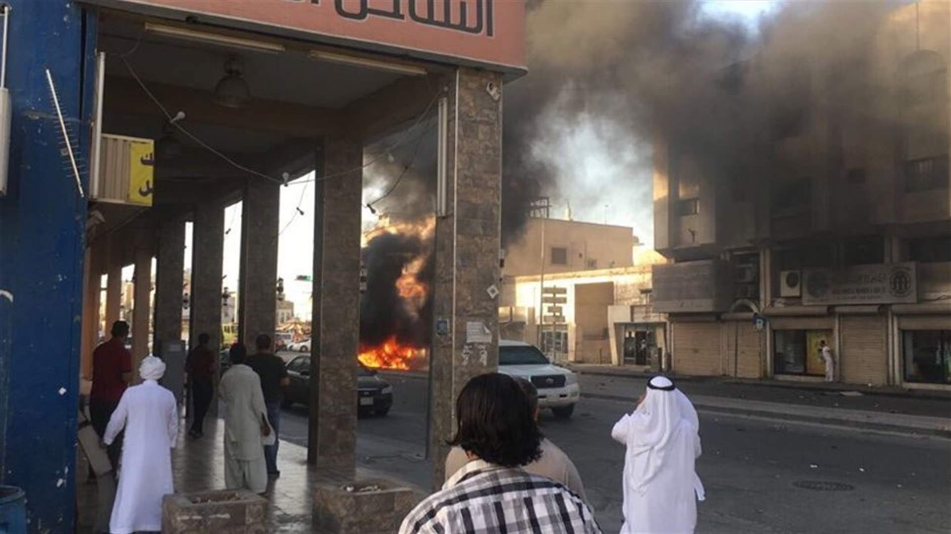 [VIDEO+PHOTOS] Car bomb explodes in eastern Saudi Arabia - TV