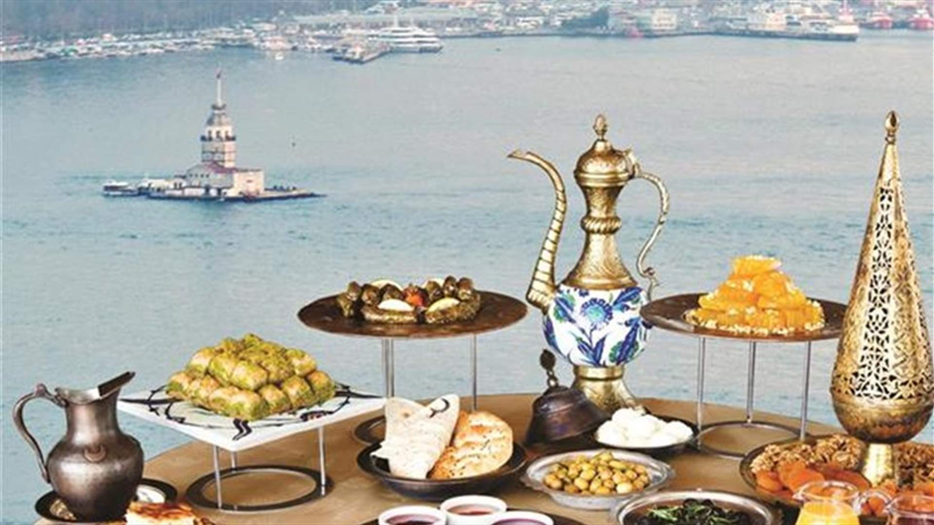 بالصورة - فطر في رمضان على طعام أعدته زوجته المتوفاة منذ عام!