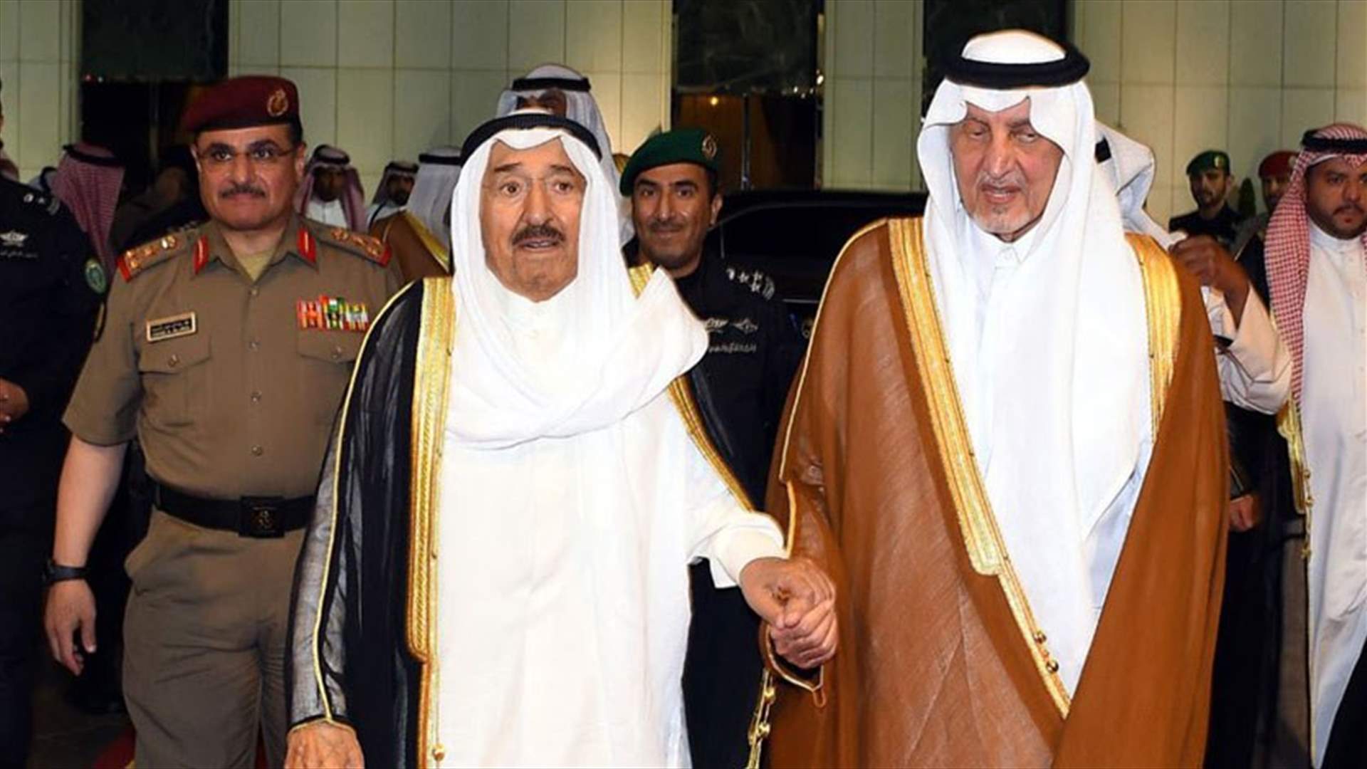 زيارة أمير الكويت الى السعودية...أخوية!