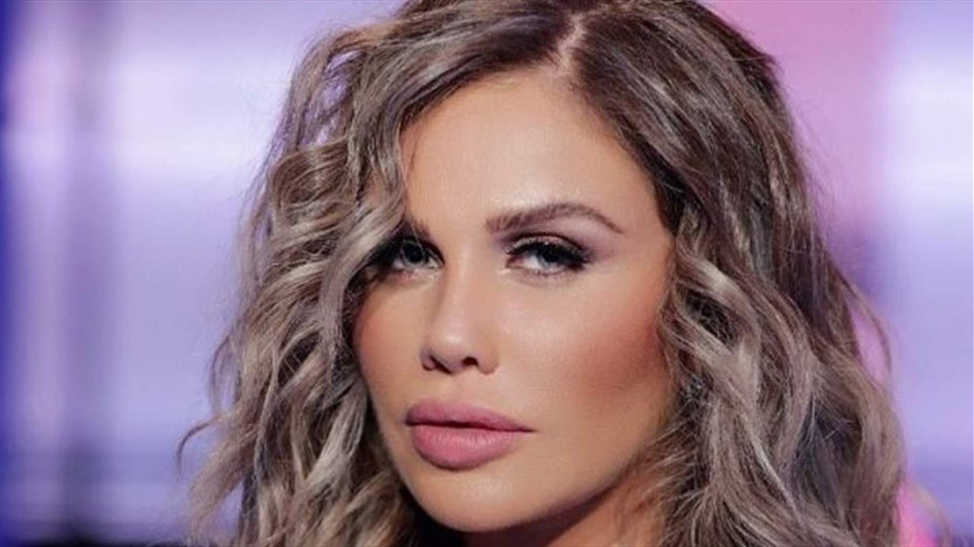 بالصورة: سخروا من ملابسها بقلة أدب.. نيكول سابا تلقّنهم درساً