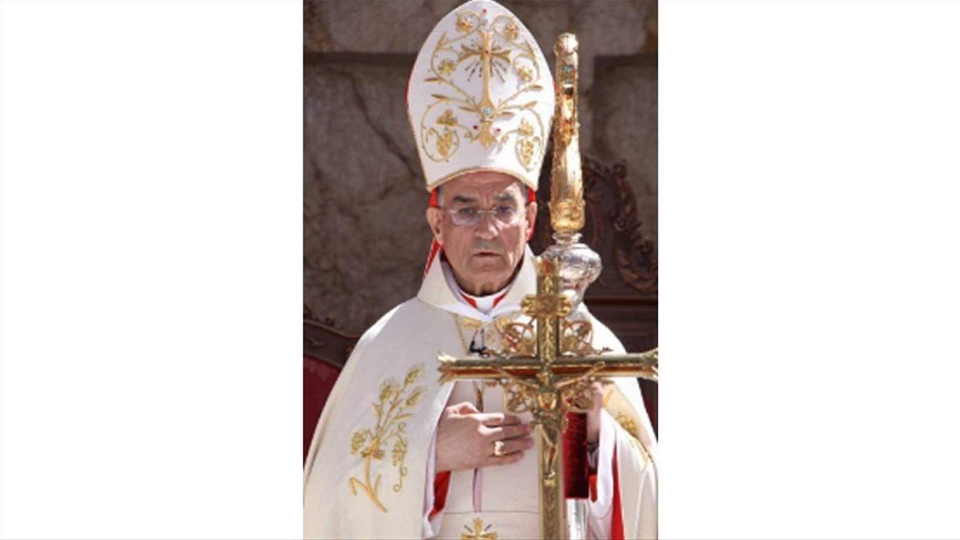 Patriarch Rai calls on politicians to resolve social and economic crisis