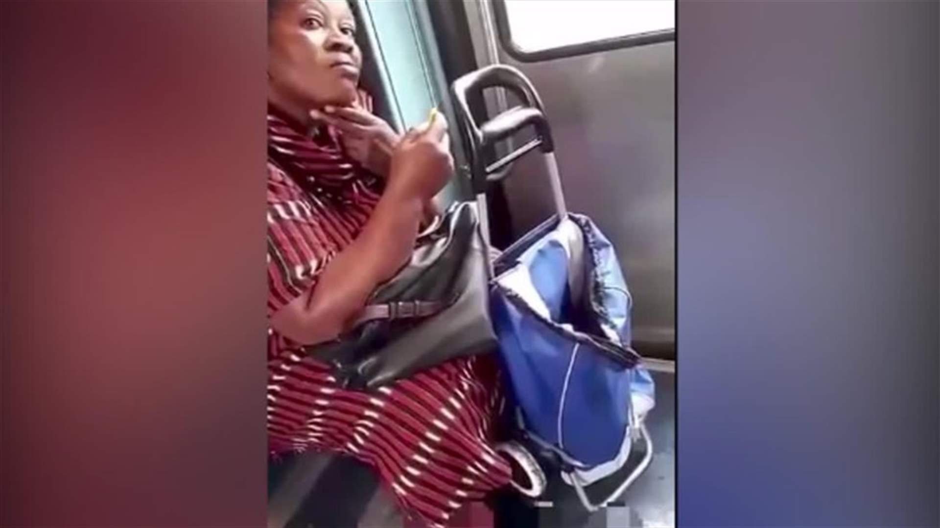 بالفيديو: ما قامته به هذه السيدة في باص النقل العام... لن يخطر في بالكم!