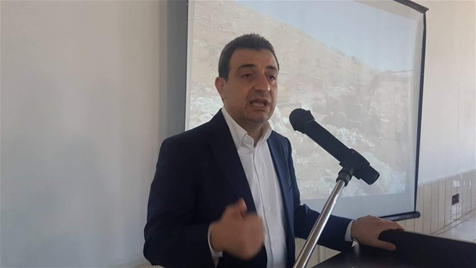 أبو فاعور: استطعنا بتجنيب البلاد سيناريو فراغ قاتل