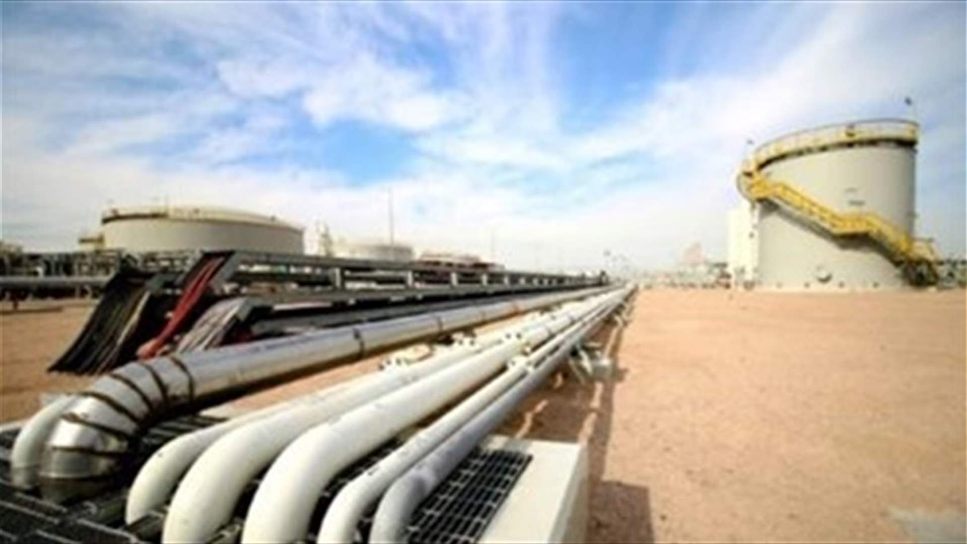 Saudi navy seizes boat with weapons near offshore oilfield-SPA