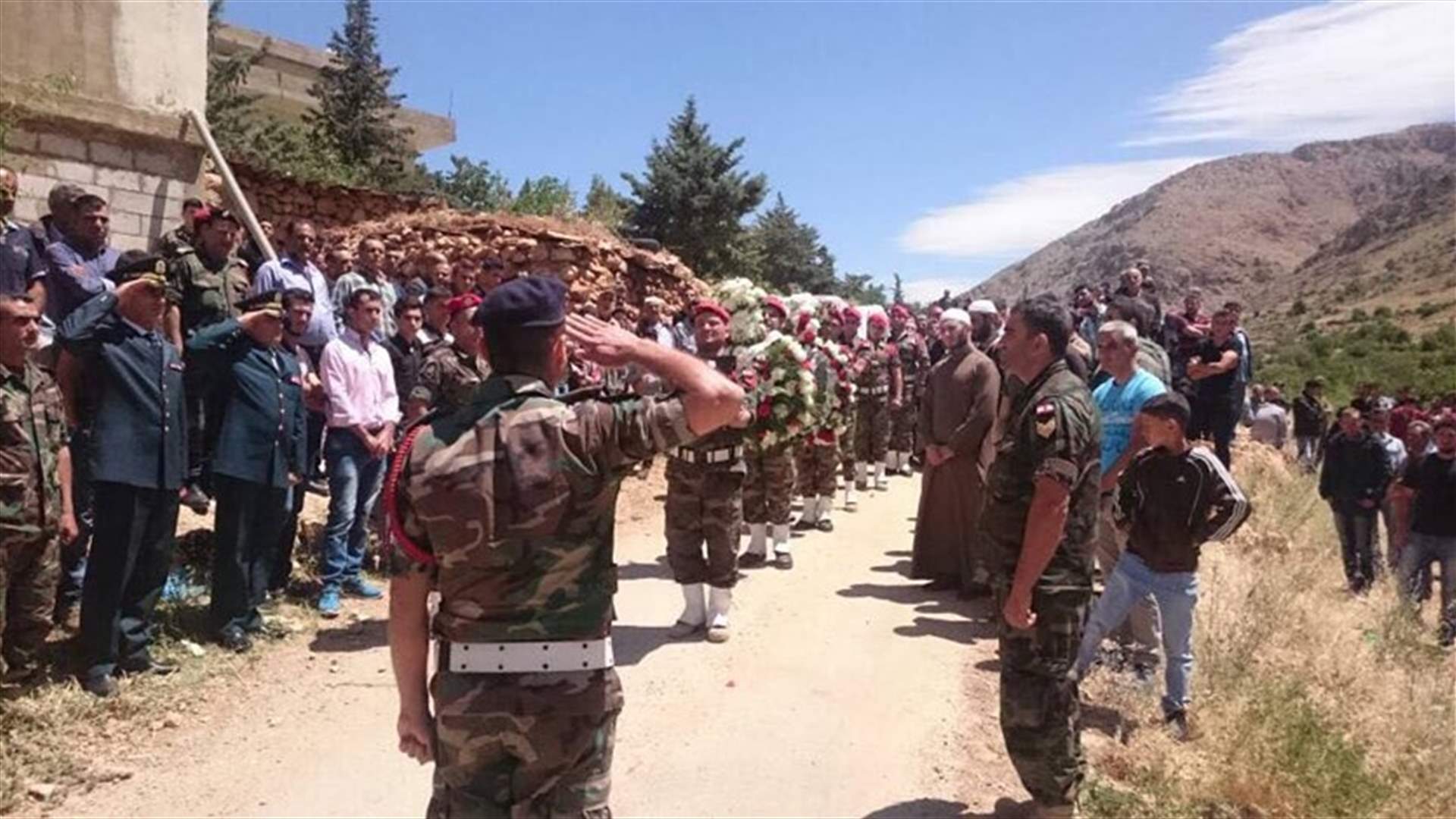 بالصور - معربون شيّعت الشهيد الجندي محمد راضي