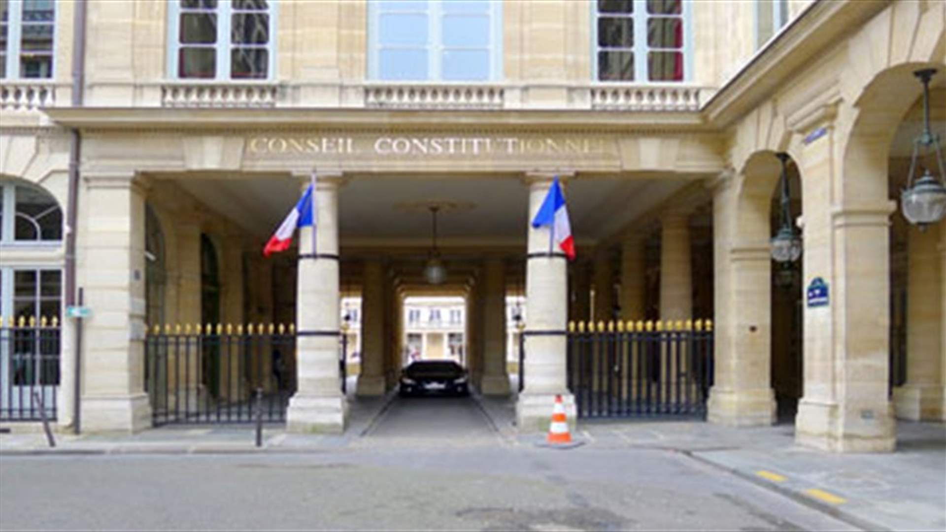 احكام بالسجن بين عام و28 عاما على اعضاء خلية ارهابية في فرنسا