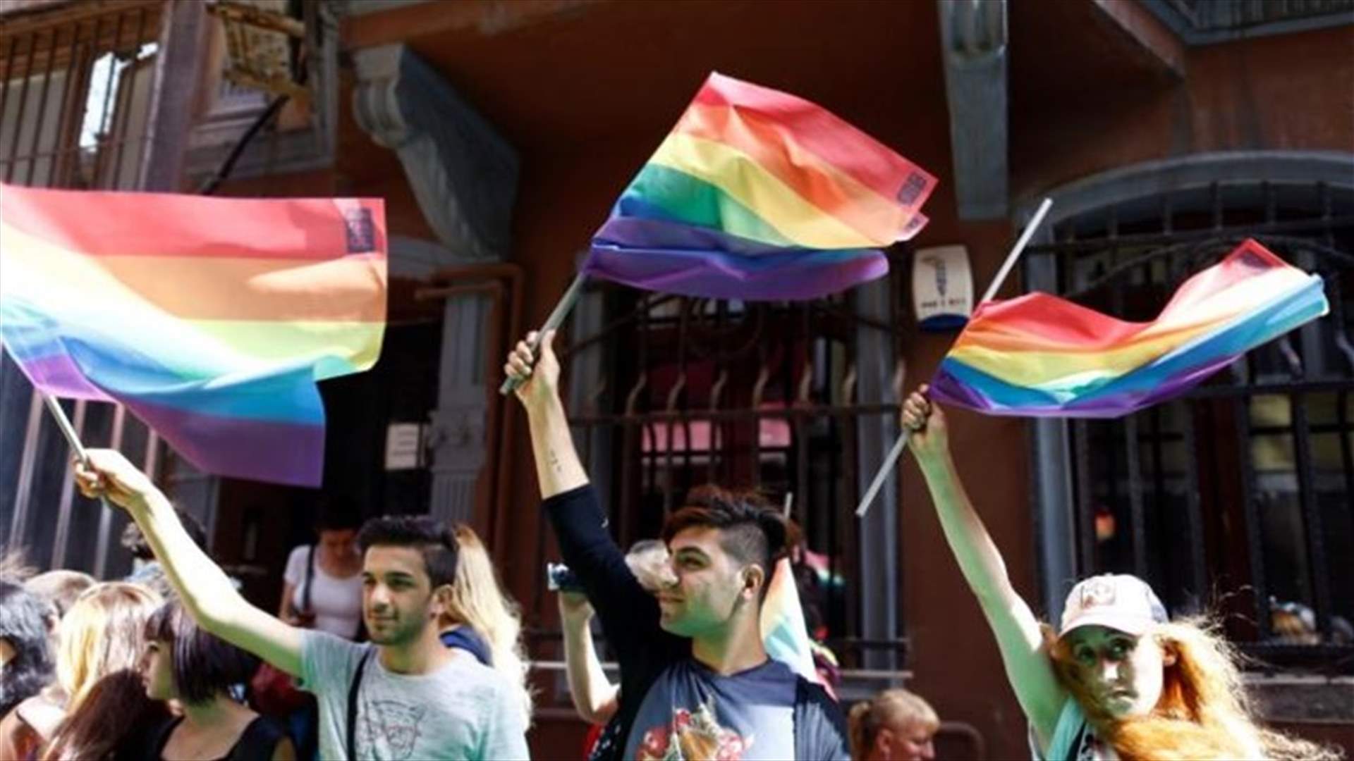 Istanbul bans gay and transgender pride march for second year