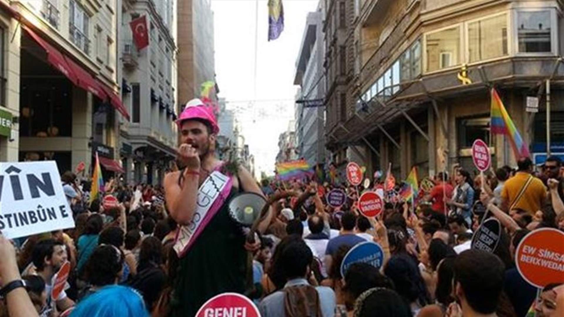 مسيرة للمثليين في اسطنبول