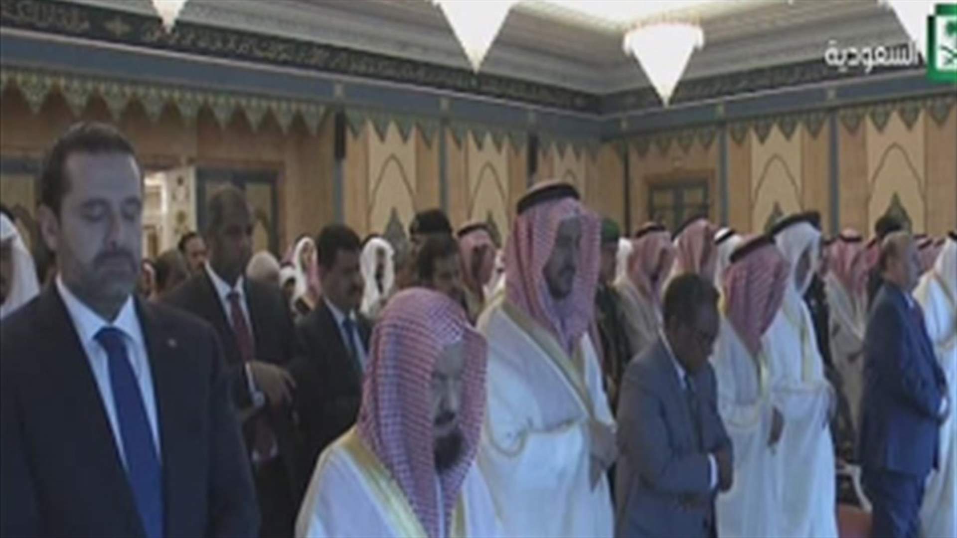 الحريري ادى صلاة العيد في مكة والتقى الملك سلمان والامير محمد بن سلمان