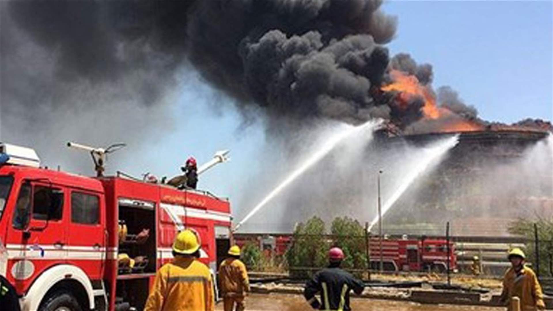 حريق في ايران...وإصابة نحو 100 عامل