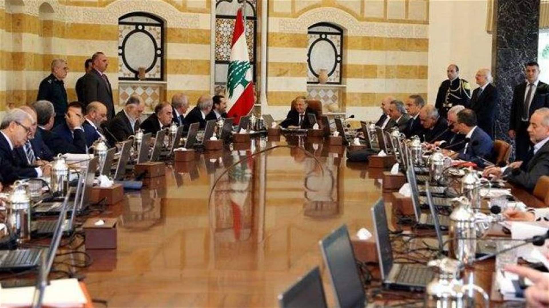 بنود نفطية وكهربائية وتمديد سن تقاعد السفراء في جلسة الأربعاء في بعبدا