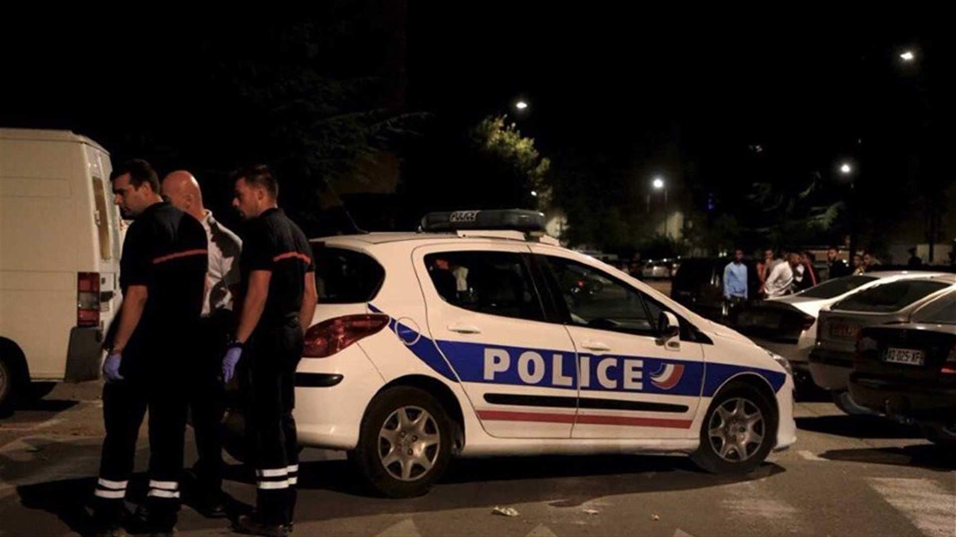 جرحى إثر إطلاق نار أمام مسجد في فرنسا واستبعاد فرضية الإرهاب
