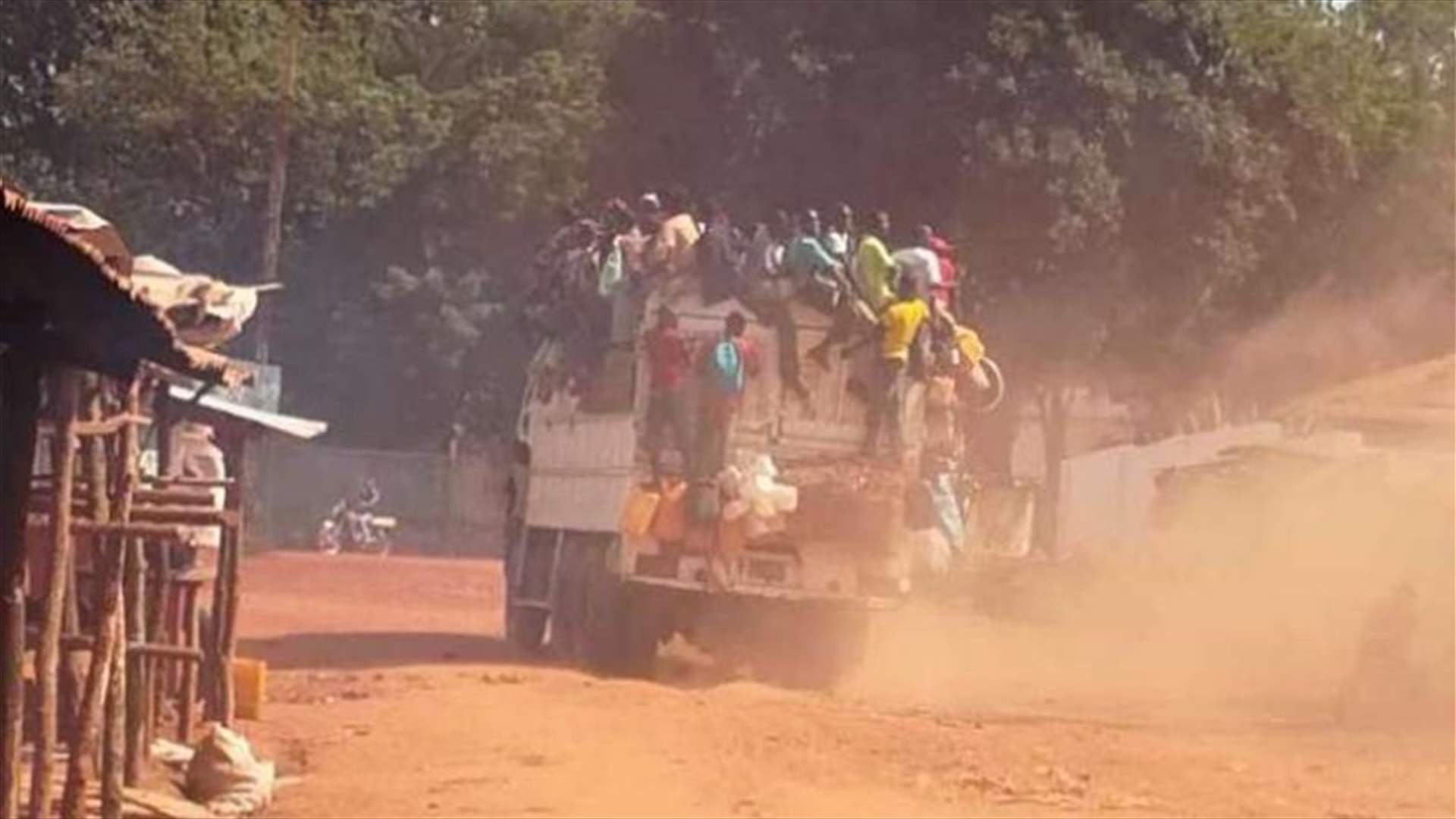 مقتل 78 شخصا اثر انقلاب شاحنة بجمهورية أفريقيا الوسطى