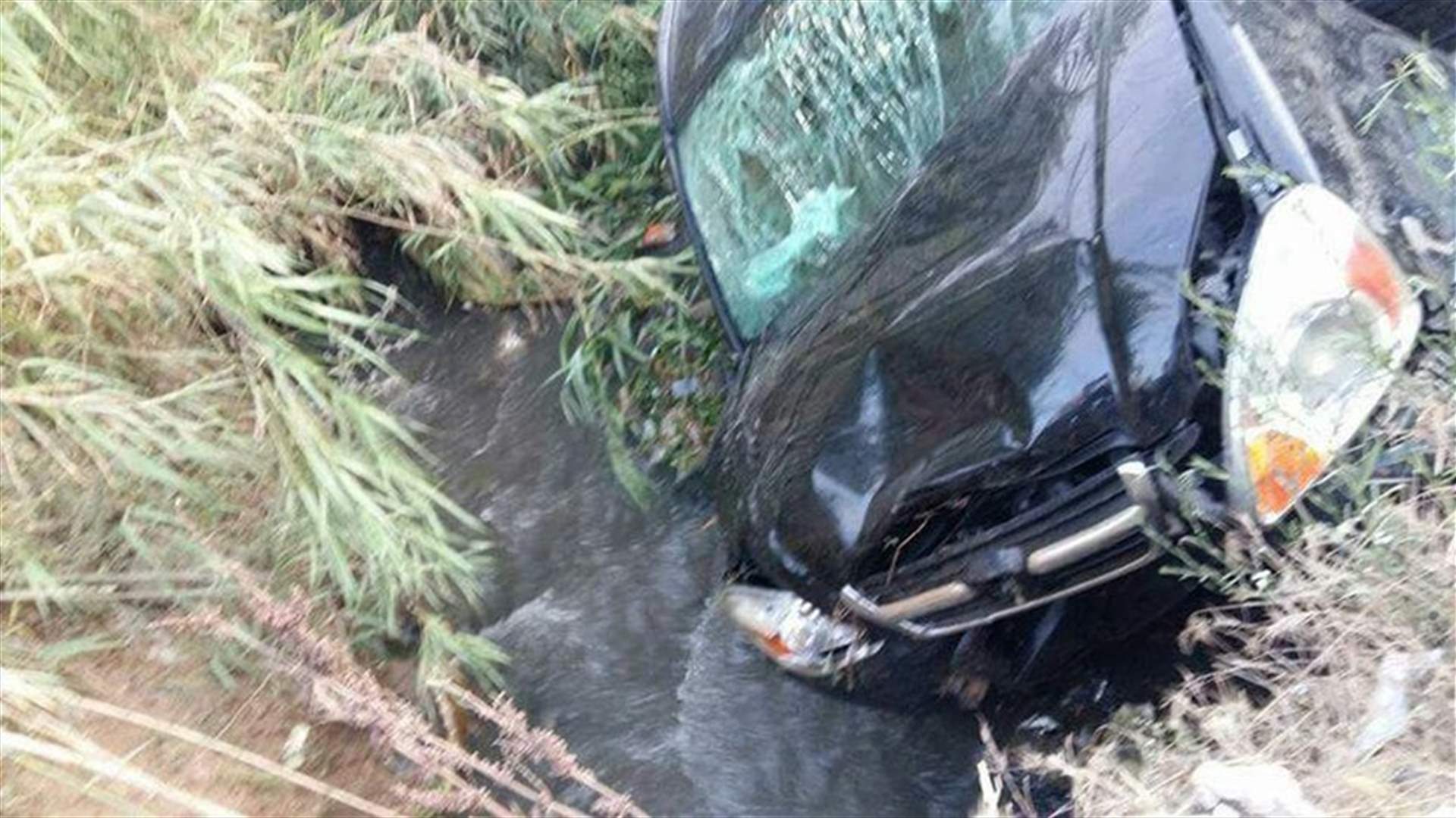 بالصور- حادث سير على طريق عام البيادر- ببنين