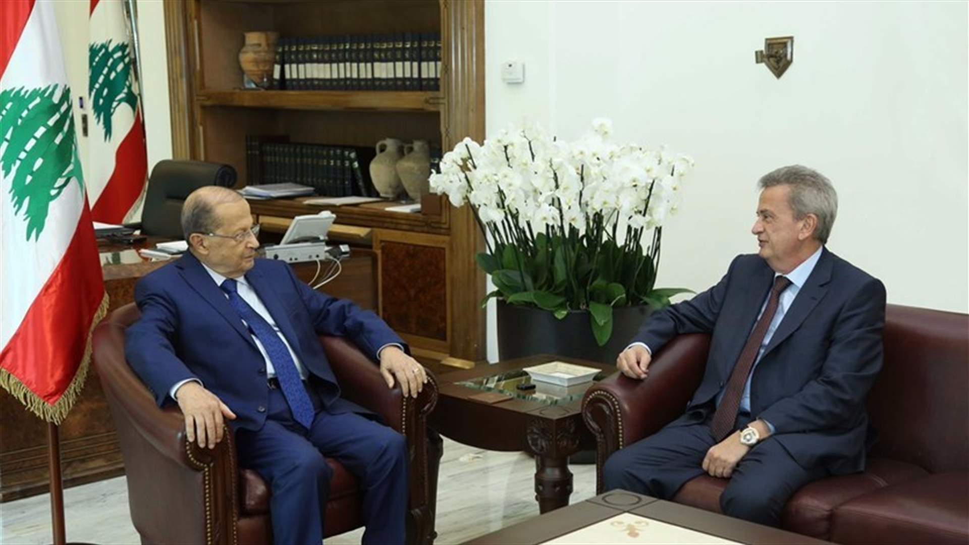 President Aoun meets with Riad Salameh