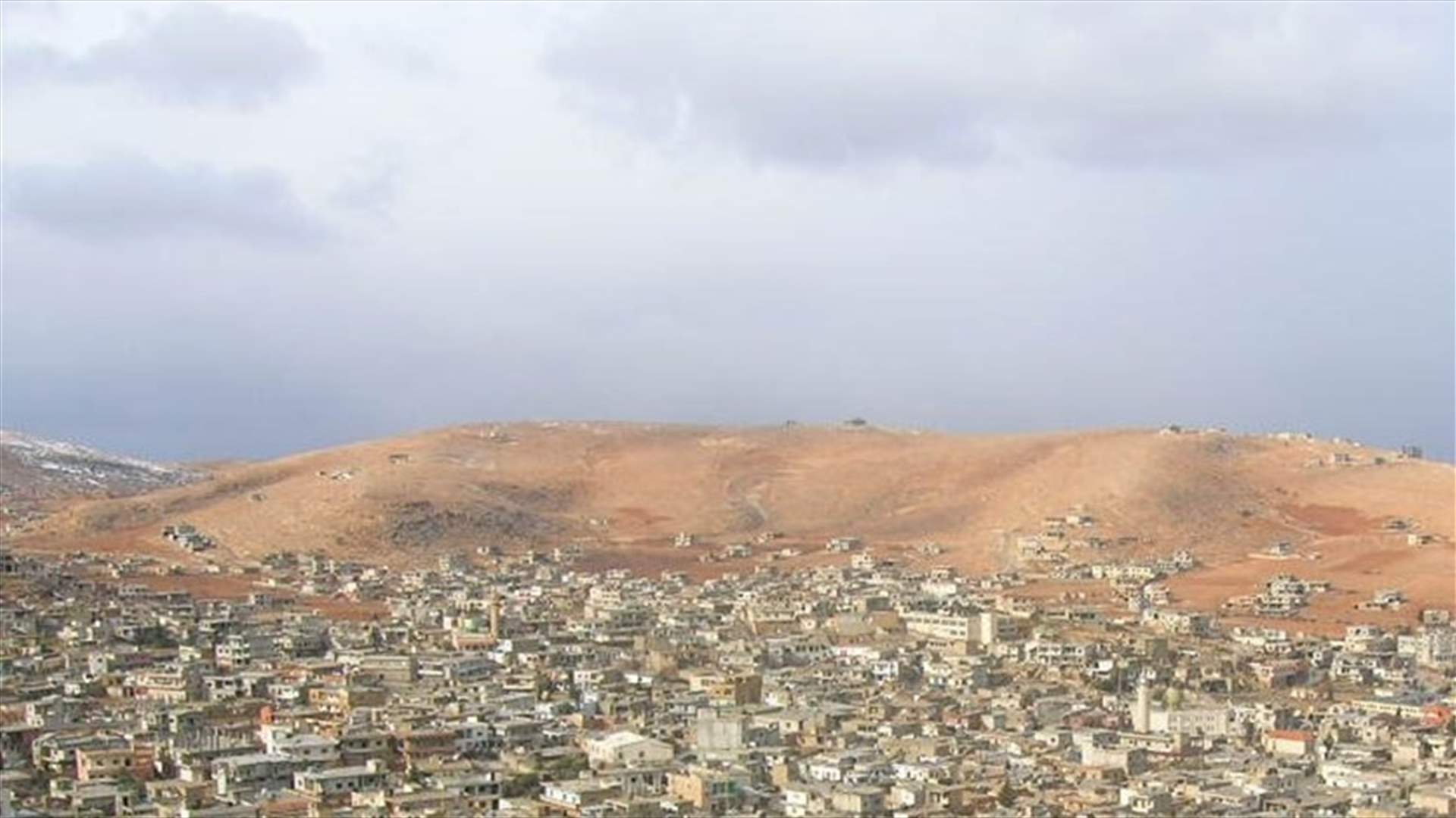 غارات للطيران الحربي السوري على جرود عرسال