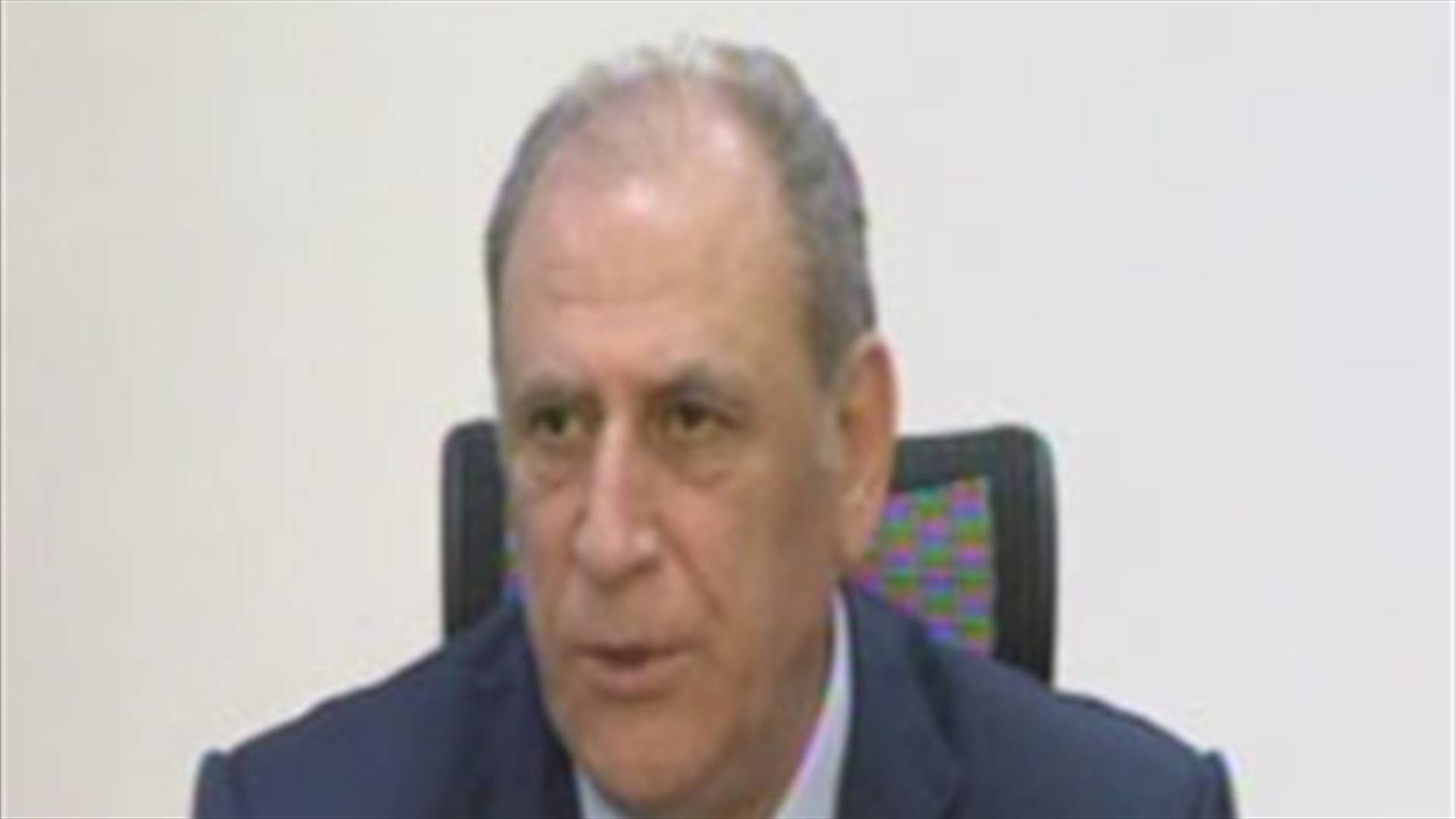 مطالبة بابطال قرار وزير الاتصالات
