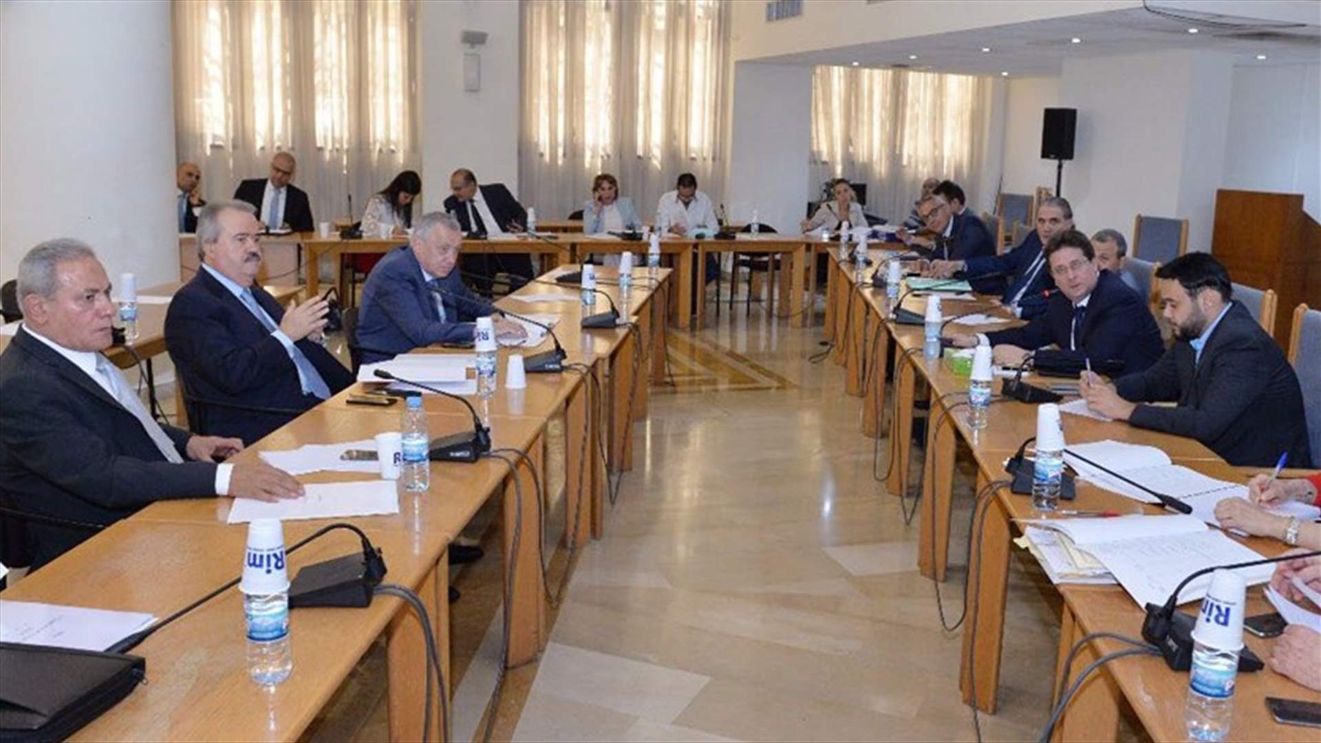 هذا ما أقرته لجنة المال والموازنة اليوم...
