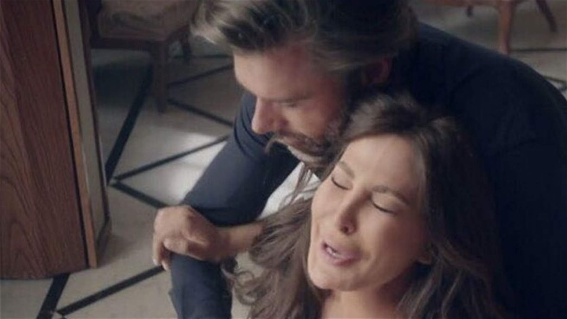 بالفيديو: ليلة بكت فيها إليسا.. وفي لحظة تقطع الأنفاس إنتصرت!