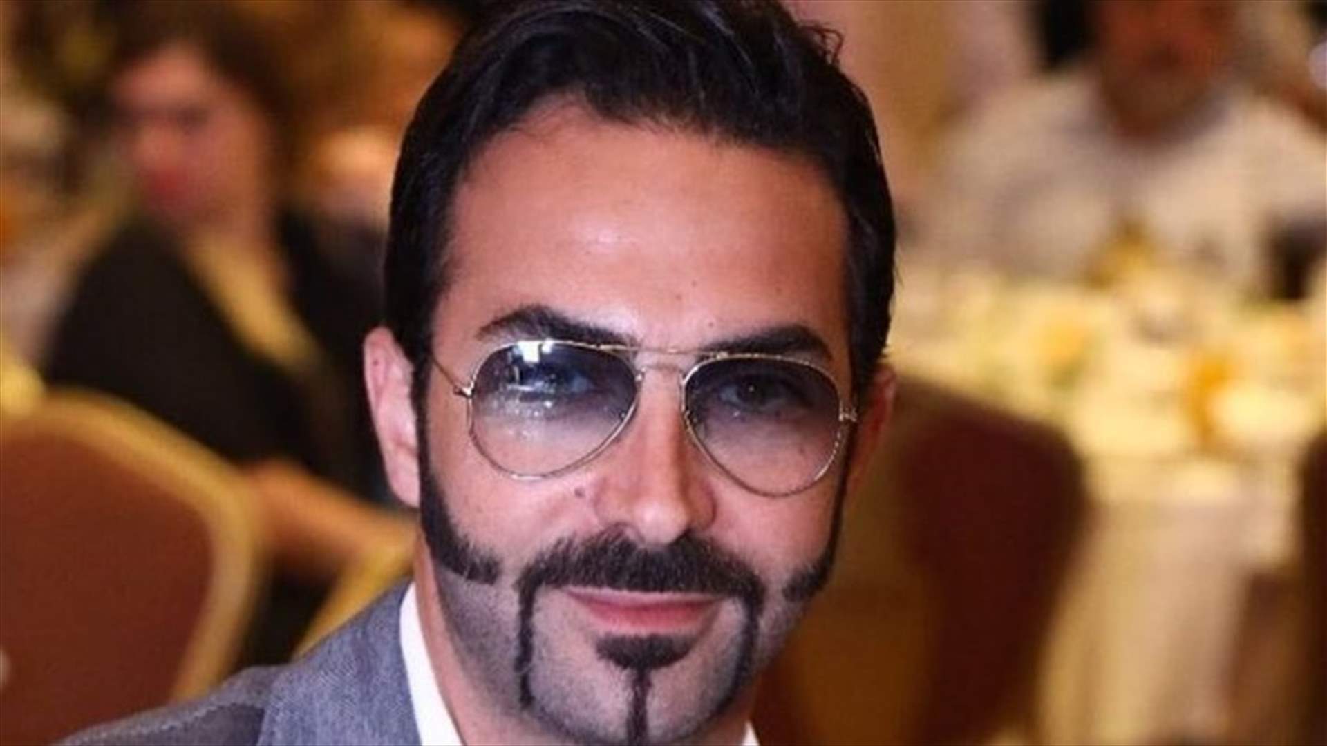 بالصورة: كارلوس عازار تخلّى عن لحيته.. هل يبدو أصغر سنّاً؟