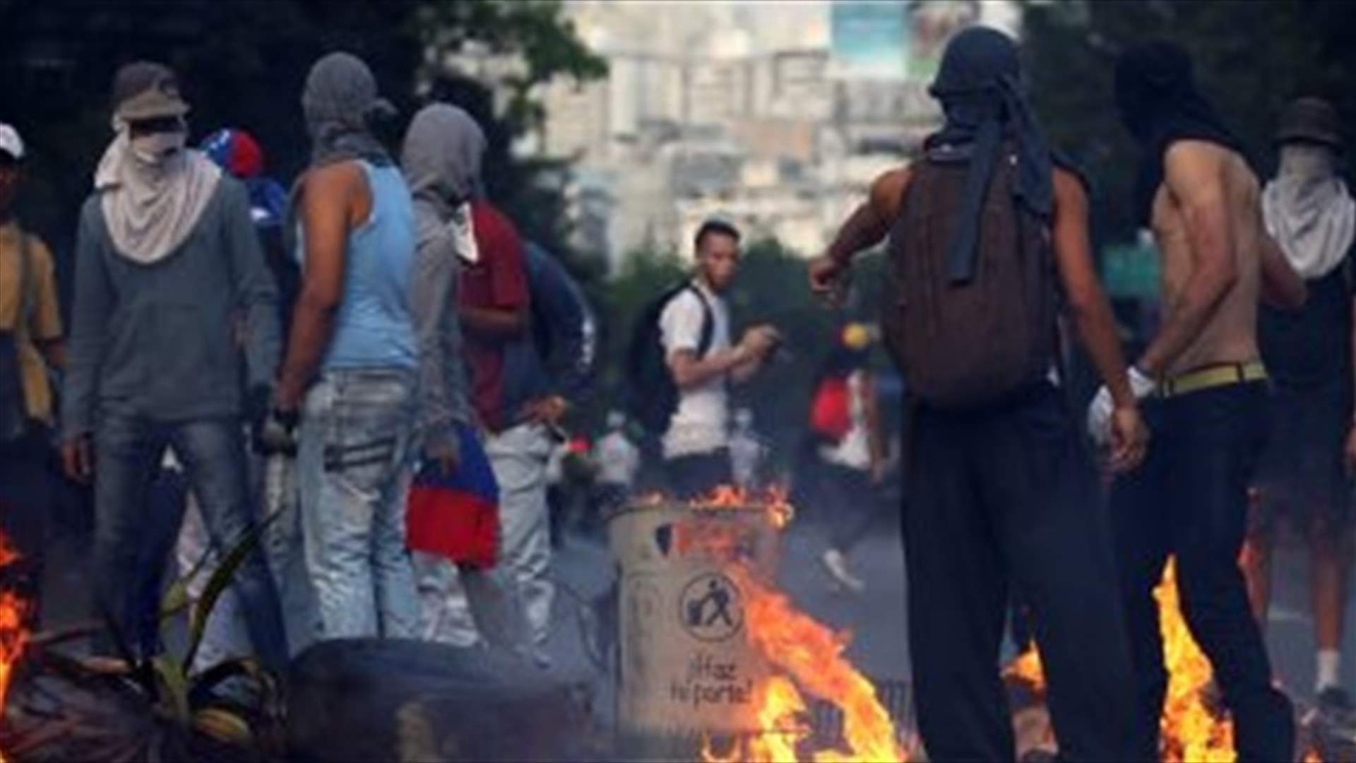 المعارضة الفنزويلية : شخصان قتلا بالرصاص خلال التصويت