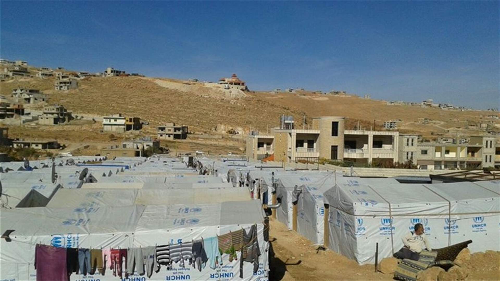 اجلاء نازحين من مخيمات عرسال الى تركيا؟؟