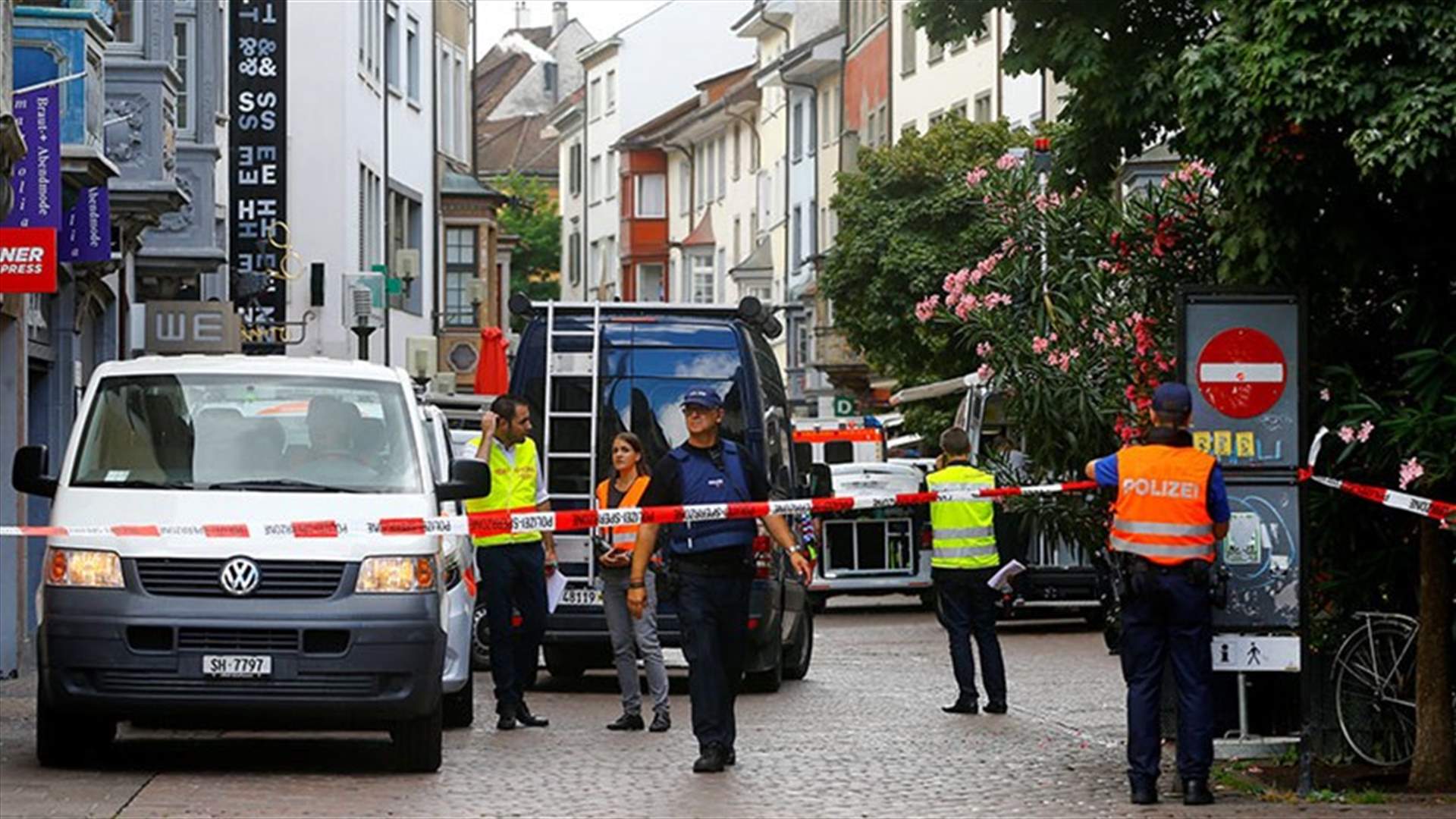 Chainsaw attacker injures five in Swiss town, still on the run