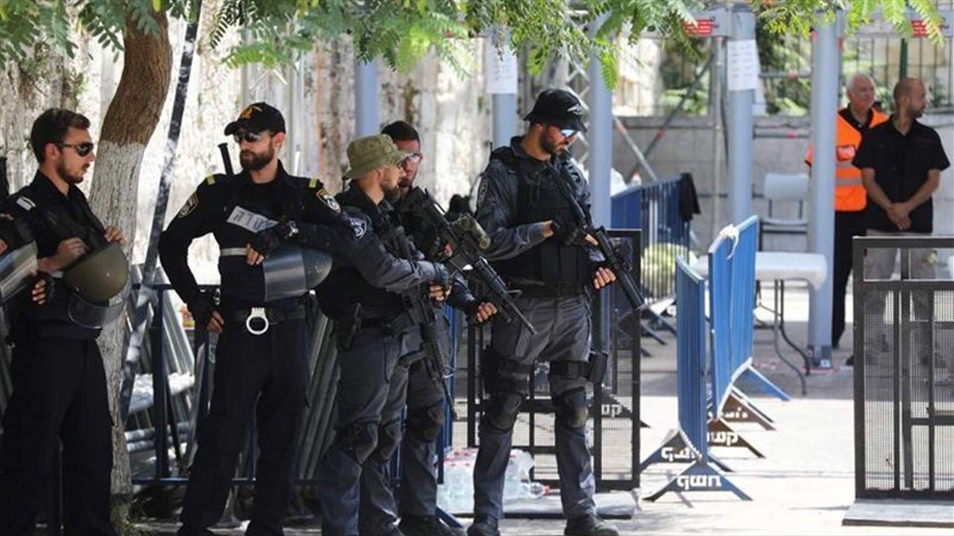 UN warns of escalation if no Jerusalem mosque solution by Friday