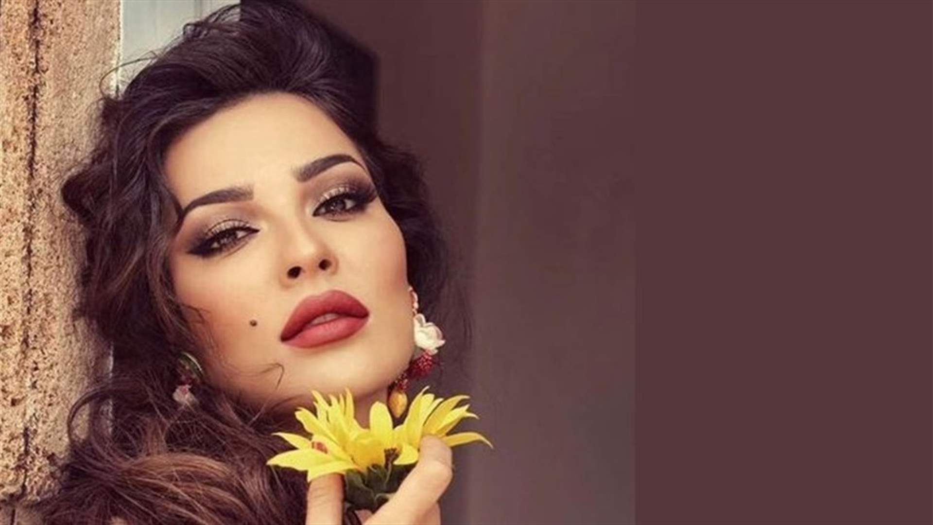 بالفيديو: نادين نسيب نجيم مشاغبة في مدينة الملاهي