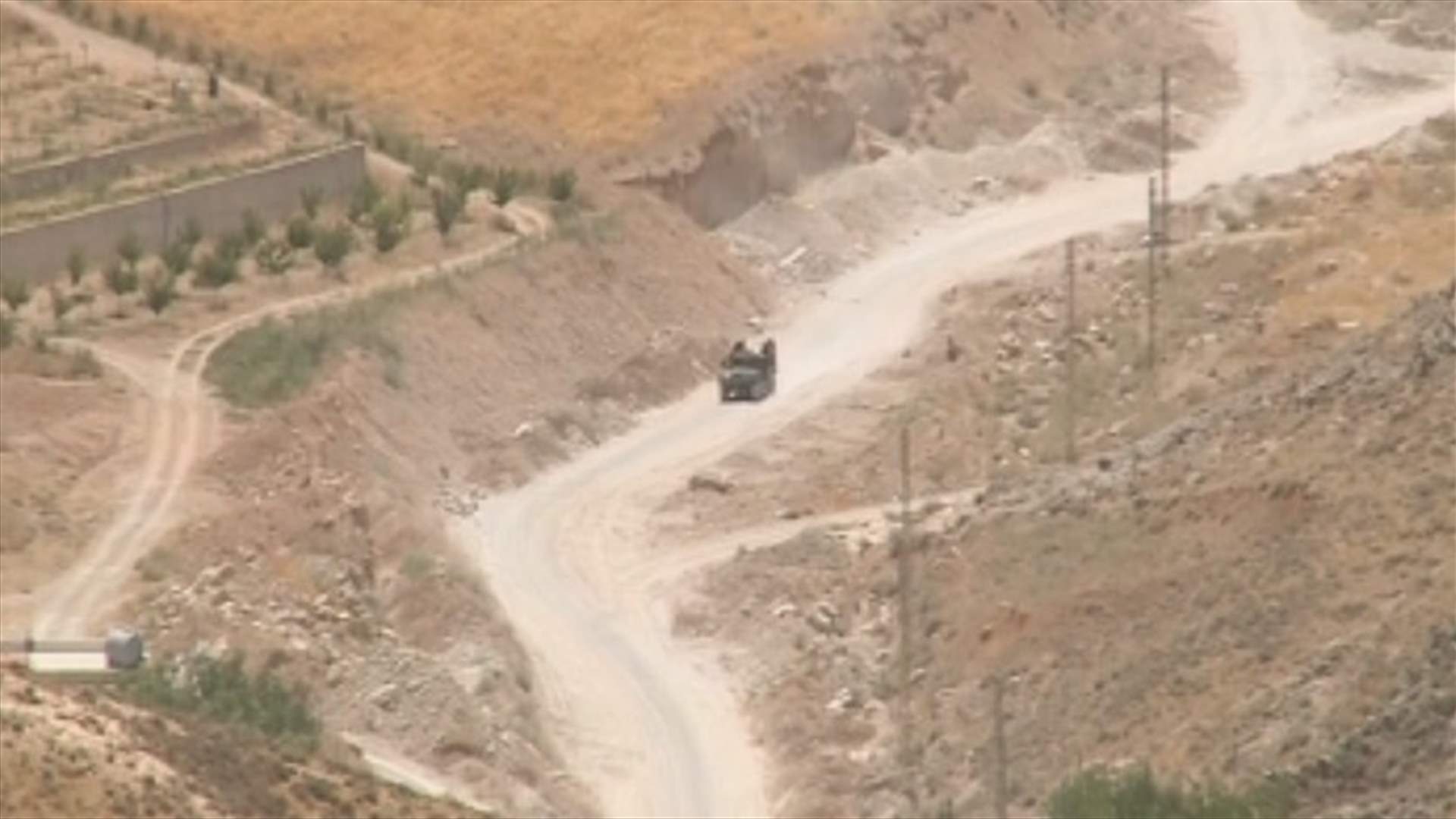 أوامر بتكثيف القصف العسكري في جرود القاع ورأس بعلبك