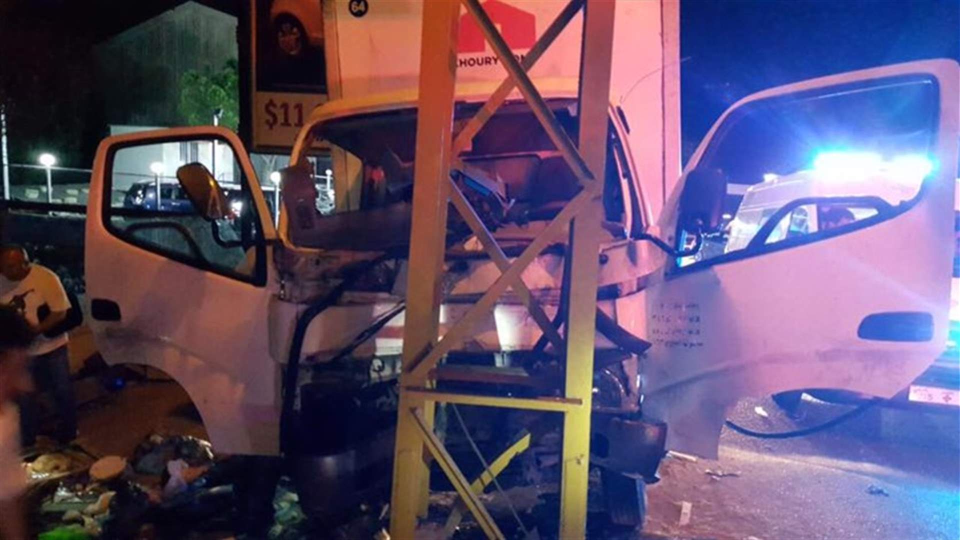 جريح اثر حادث في بلونة