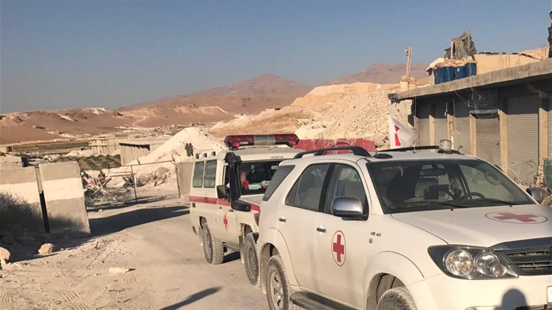 ما صحة تعرّض "الصليب الاحمر" لإطلاق نار في عرسال اثناء عملية التبادل؟