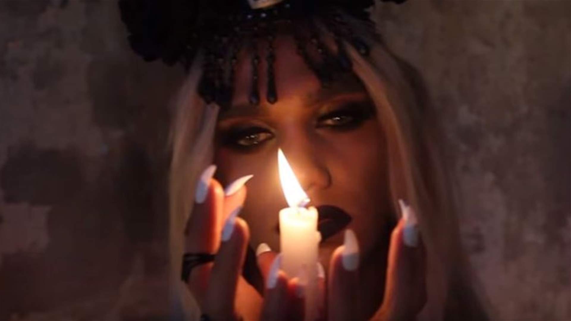 بالفيديو: إنتقادات لاذعة لشبيه مايا دياب.. Drag Queen  لبناني في فيديو كليب