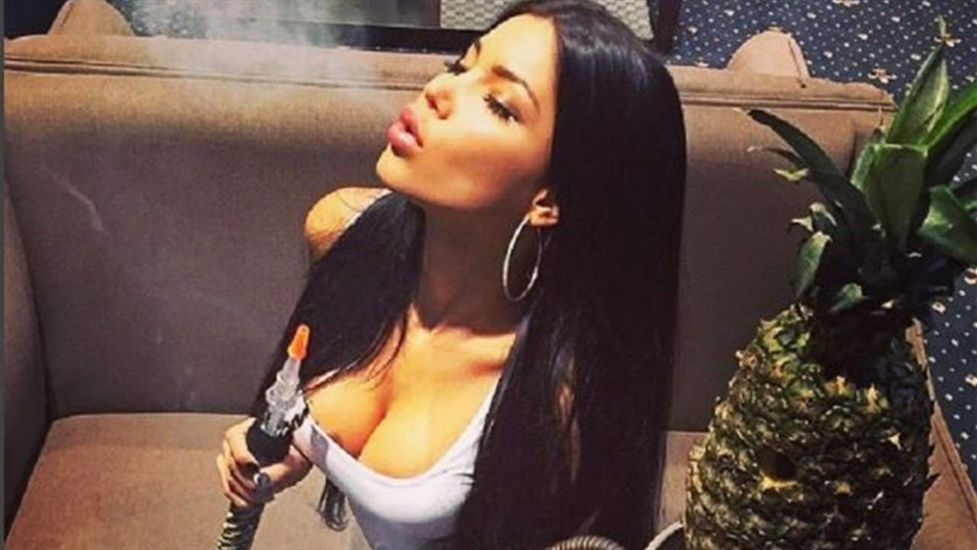 بالصور - يمتلكون أفخم السيارات ويسافرون بطائرات خاصة... إنهم أولاد الأغنياء في سويسرا!