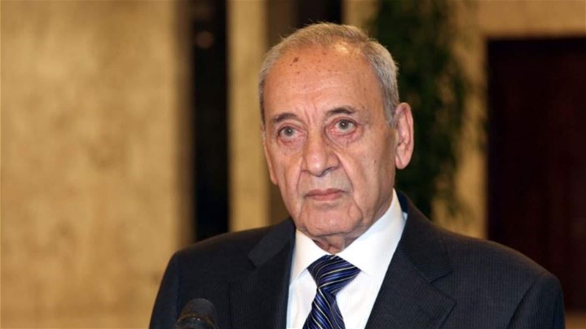 ما صحة اقالة &quot;أبو خشبة&quot; أحد أشهر مرافقي بري؟