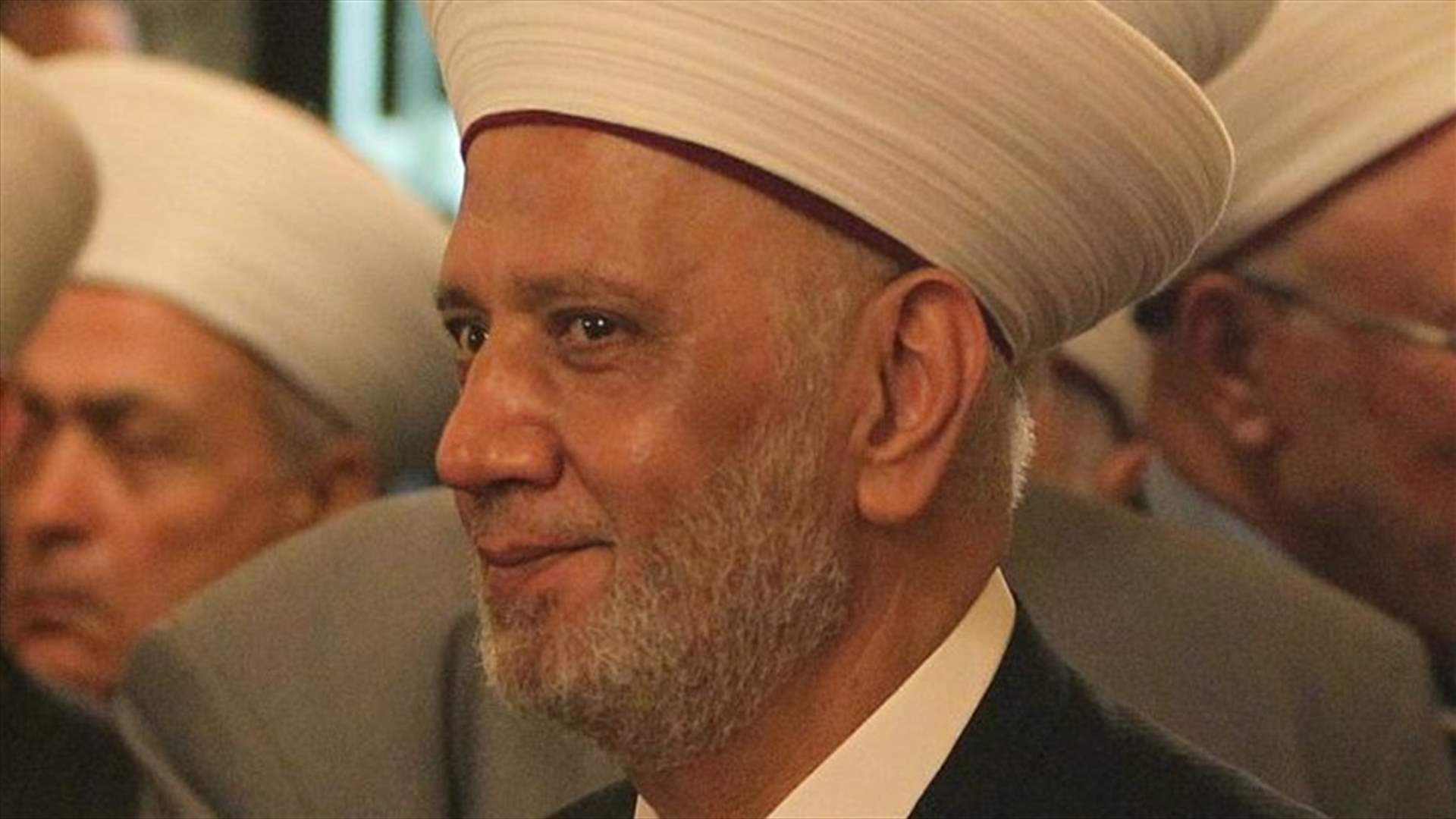 "عطلة يوم الجمعة"...هجوم على دريان وضغوط مستقبليّة