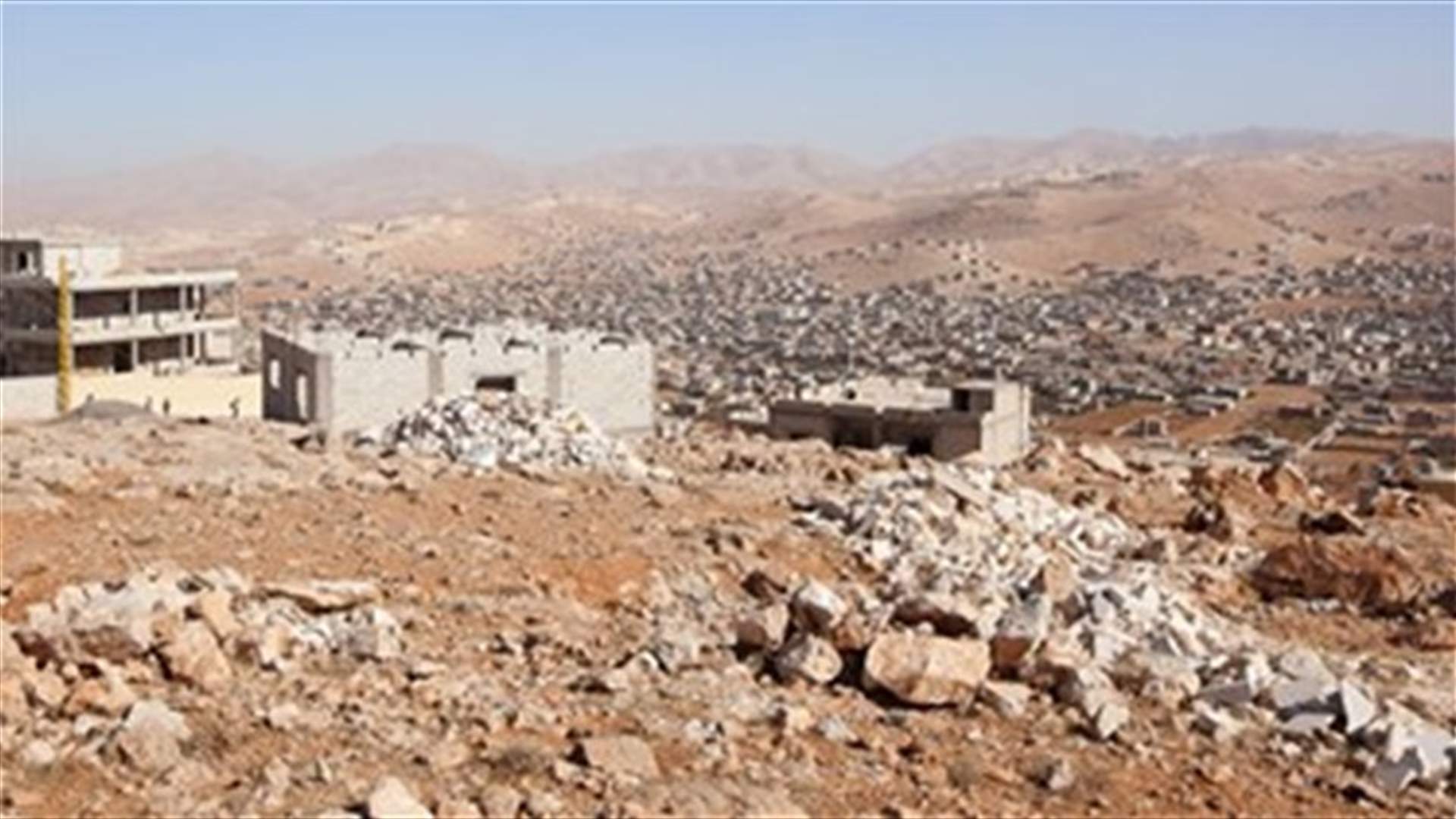 Army forces target IS gunmen in al-Fakiha and Ras Baalbek mountains
