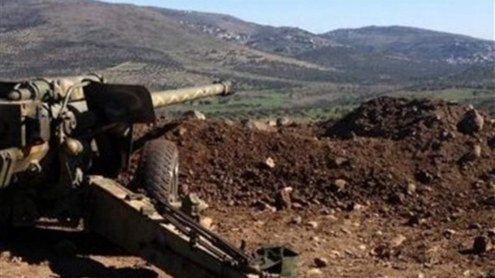 الجيش يستهدف بالمدفعية الثقيلة مواقع داعش بجرود رأس بعلبك والفاكهة
