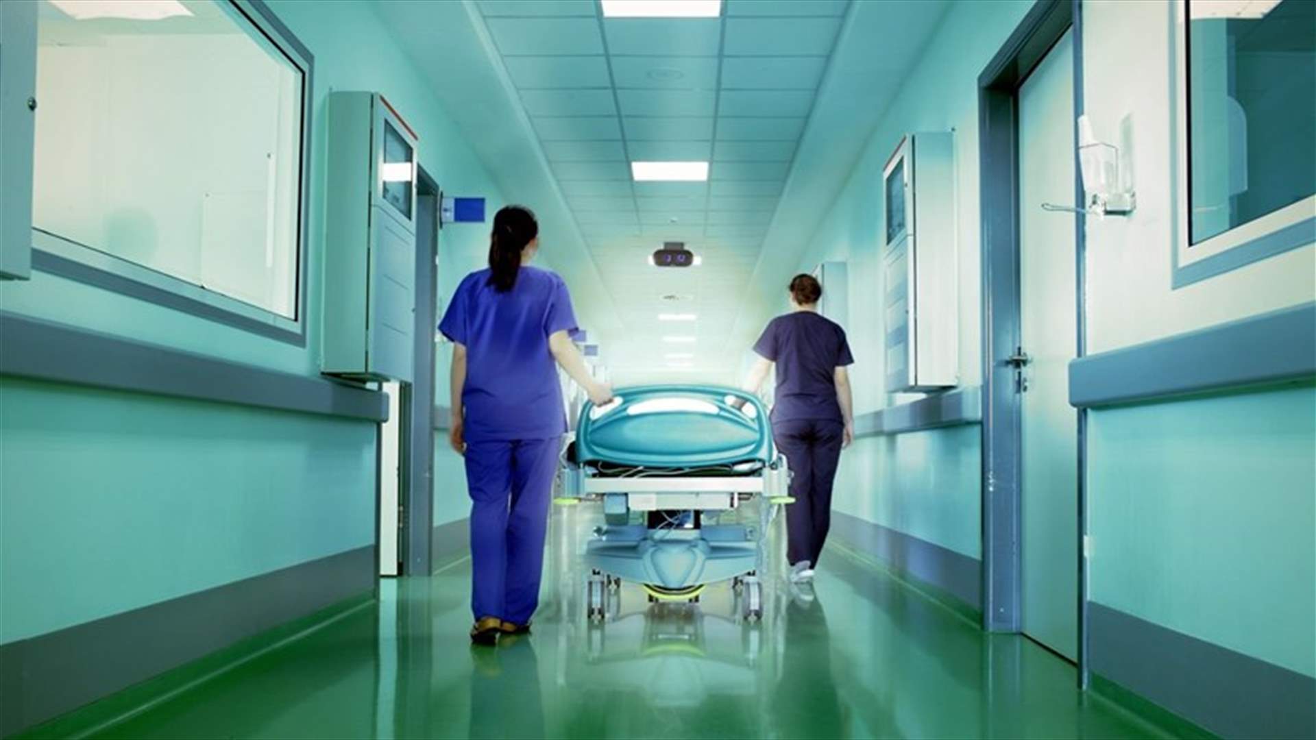 بالصور - دخلت المستشفى بسبب ألمٍ في بطنها... لن تصدقوا ماذا اكتشف الأطباء!