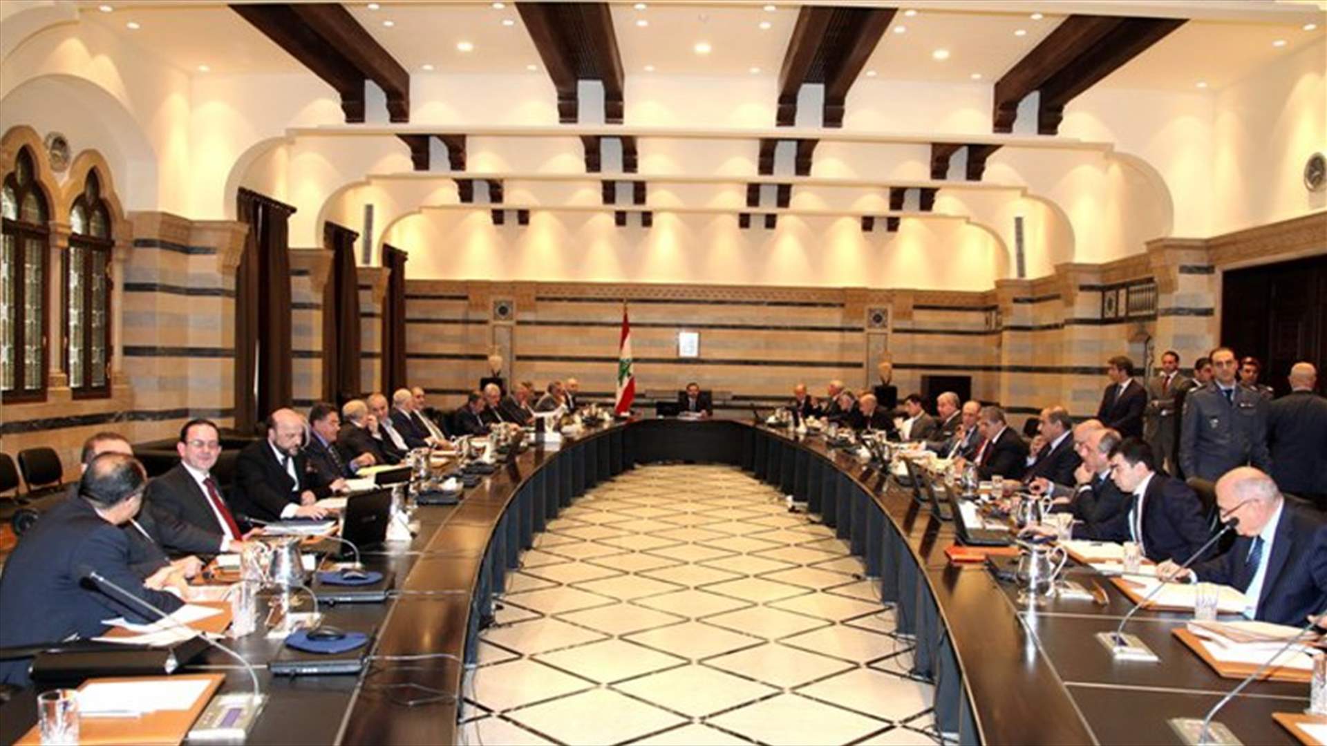 الحكومة التأمت...ونقاش بشأن زيارة الوزراء الى سوريا
