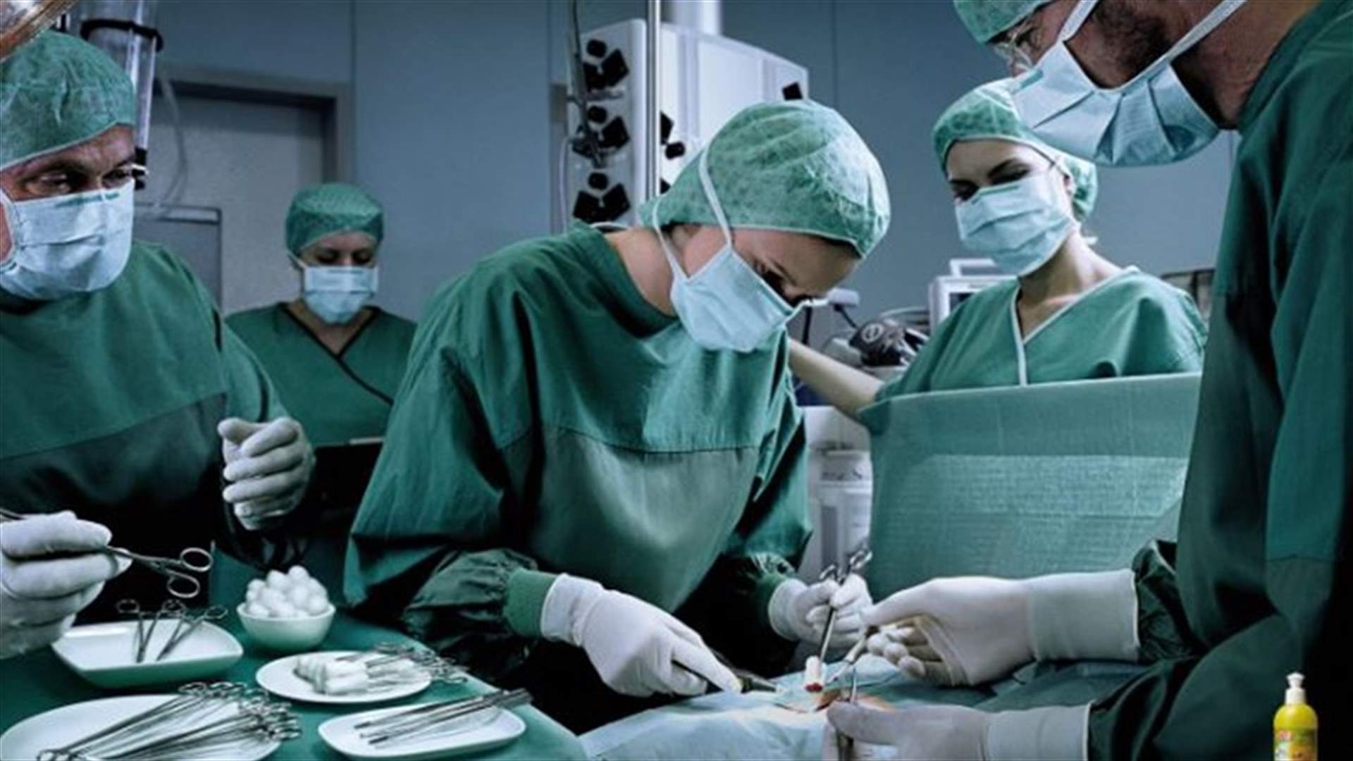 بالصورة - ما وجده الطبيب داخل معدة مريضه في مصر سيفاجئكم!
