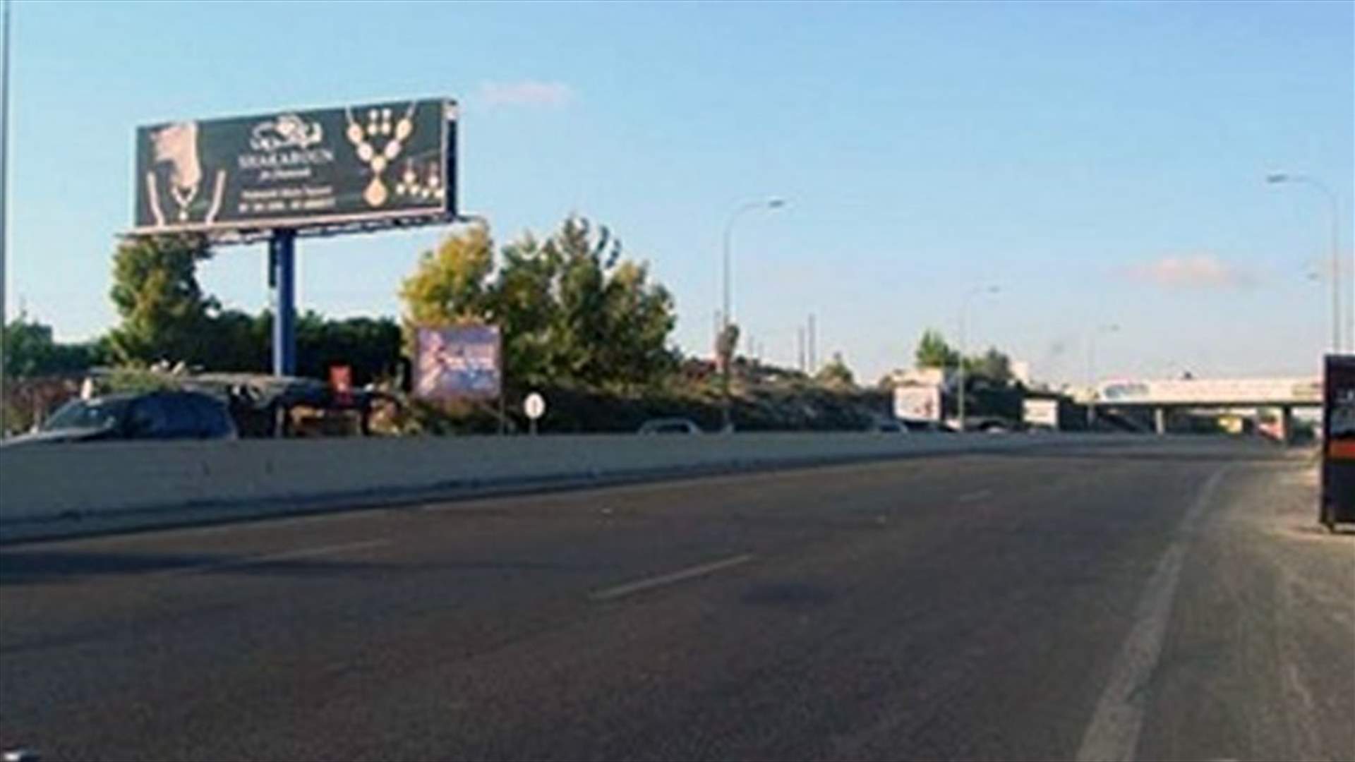 جرحى في حادث سير على جسر الزهراني