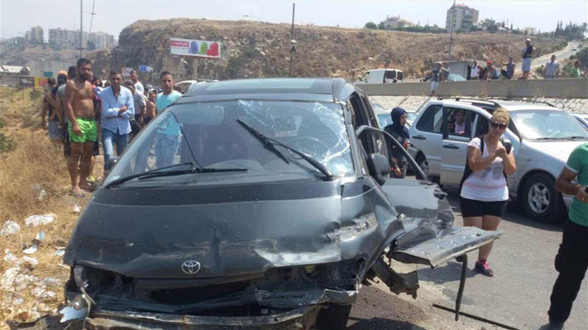 بالصور - قتيل بحادث سير على جسر البالما
