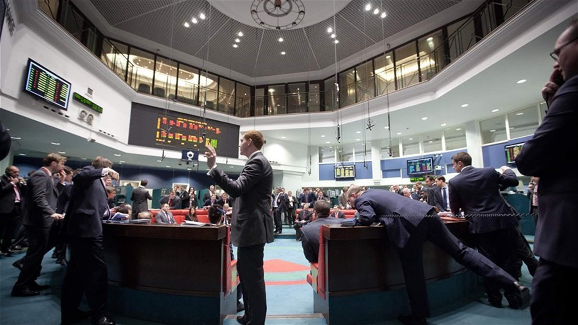 Man plunges to death at London Stock Exchange